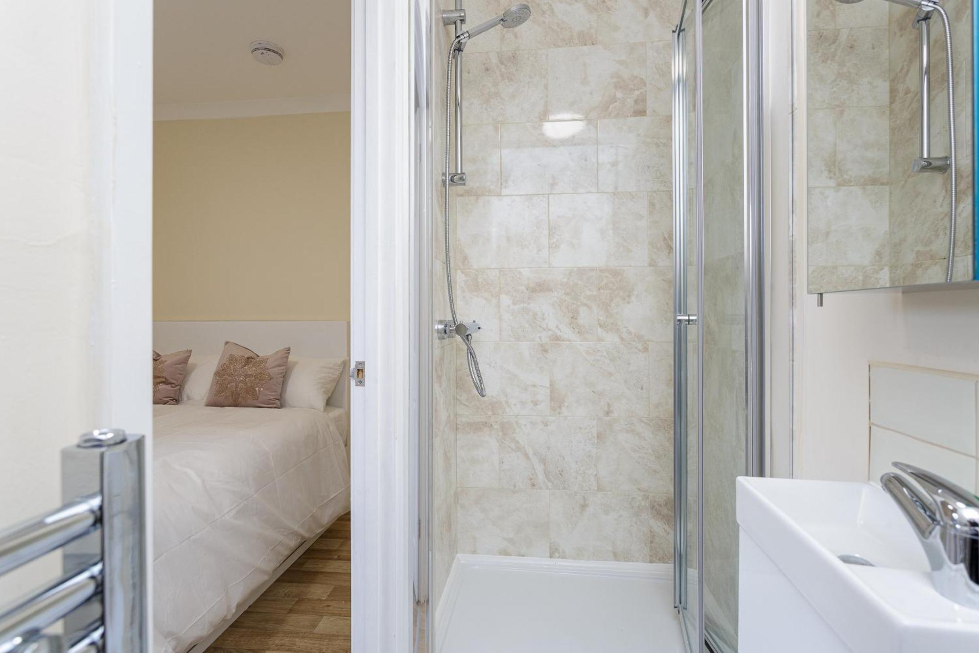 Blackberry - Stylish Self-Contained Flats In Soton City Centre Southampton Quarto foto